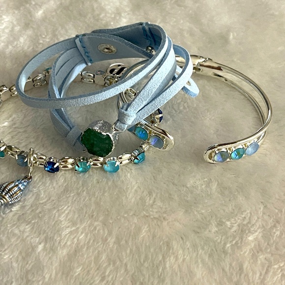 Shell Bracelet Set - Picture 4 of 4